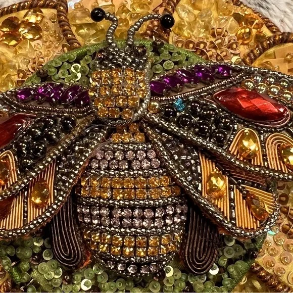 Mary Francis Bee Happy Beaded Crystal Jeweled Bumblebee Bag - Picture 9 of 16